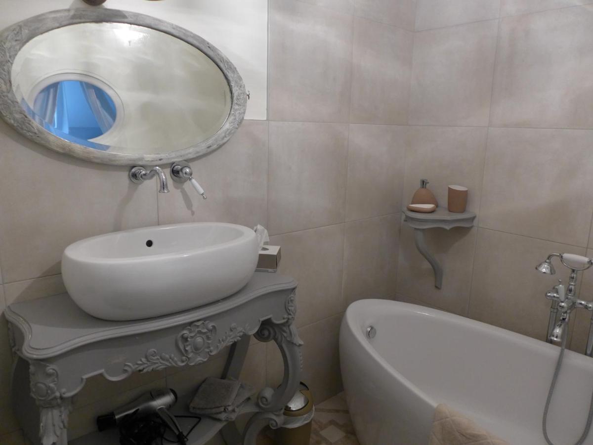 Le Piano Hotel Biesles Luaran gambar